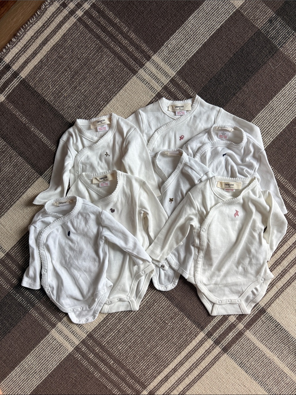 Zara White Long-Sleeve Baby Kimono Bodysuit Set with Tiny Embroidered Icons
